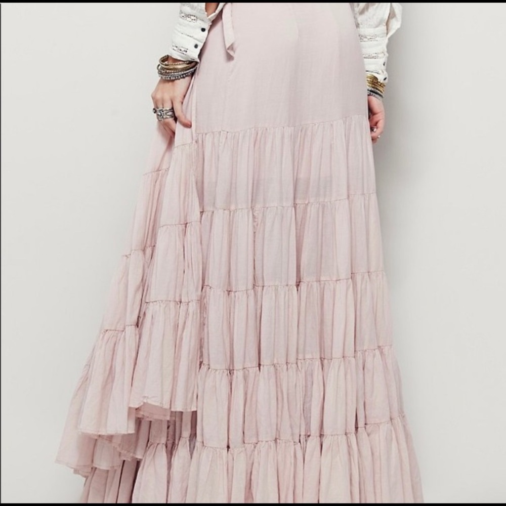 ISO FREE PEOPLE SKIRT